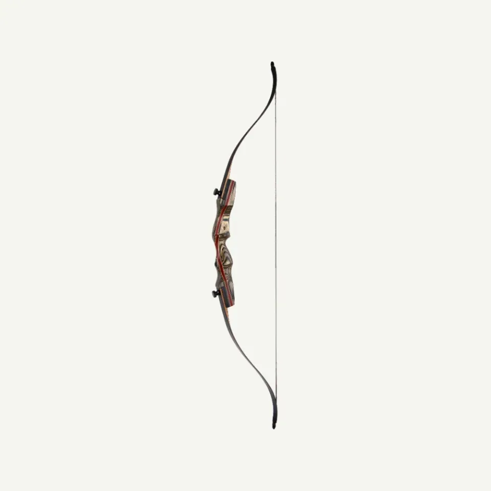 Bearpaw Little Hero închiriere arc recurve 12lbs RH